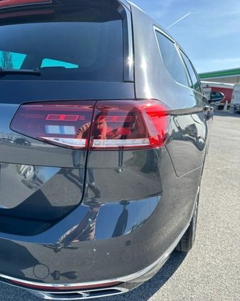 Volkswagen Passat cena 155000 przebieg: 29500, rok produkcji 2022 z Brzeszcze małe 154